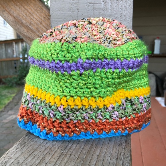 Beanie boutique hat unique original color tones. - Picture 3 of 3